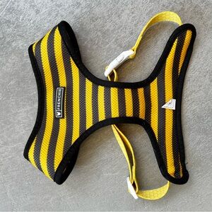 Reversible, breathable harness